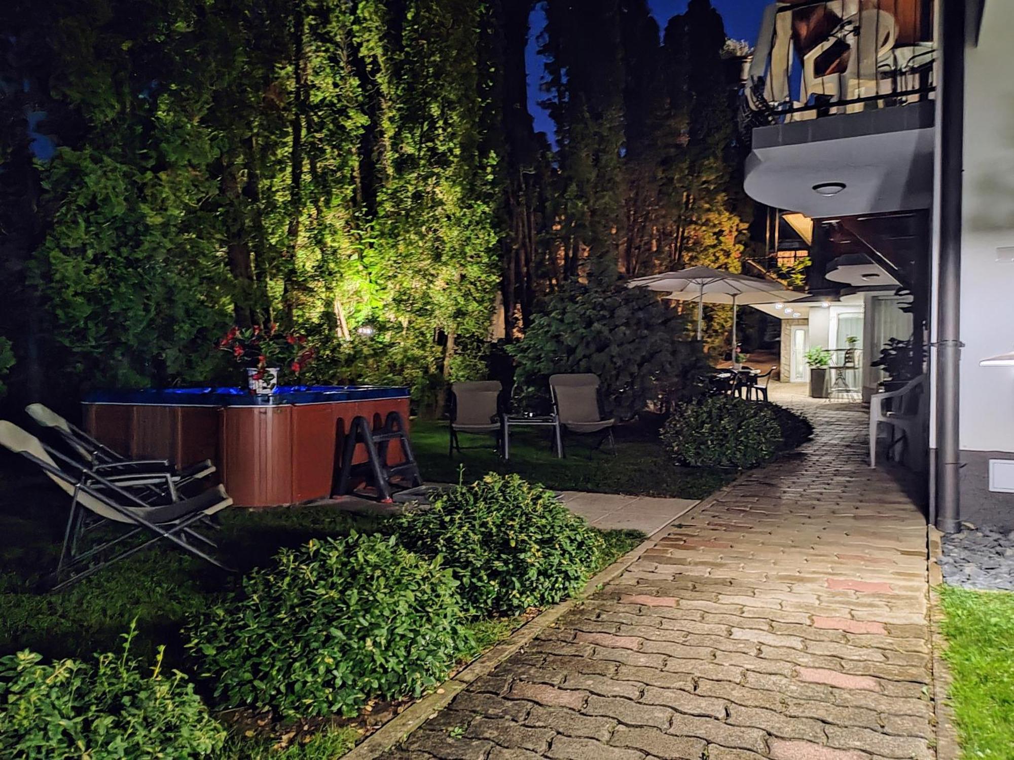 Heviz Apartman Heviz Exterior photo